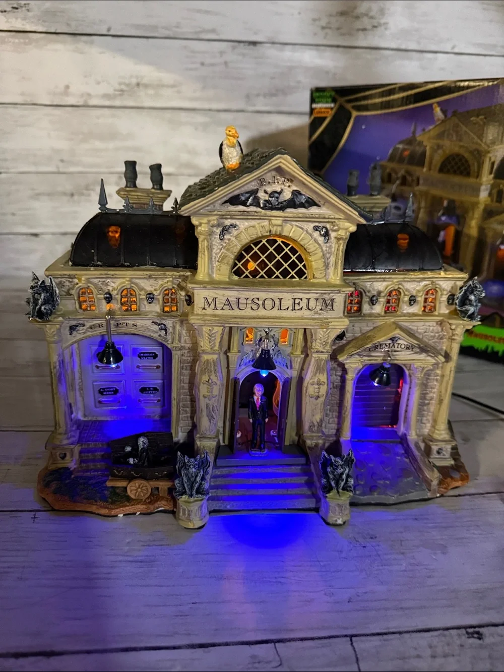 Lemax “Rest in pieces Mausoleum” Spooky Town read description AS IS